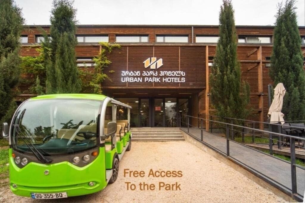 Апартаменти Urban Park Hotel 4*