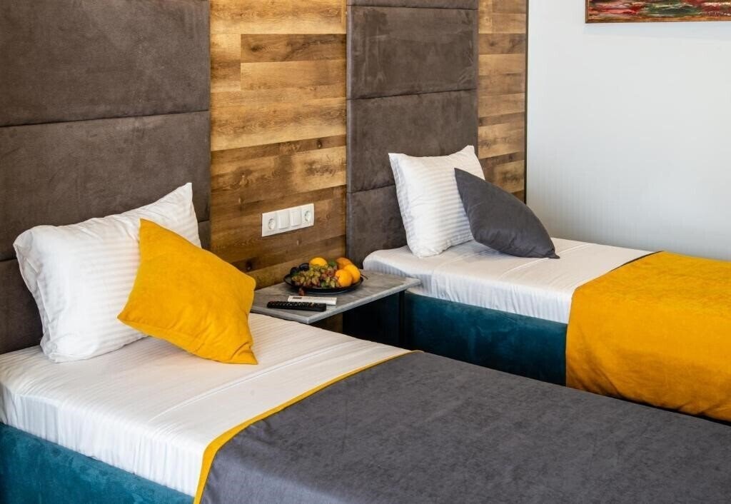 Панорама Bg Palace Hotel 4*