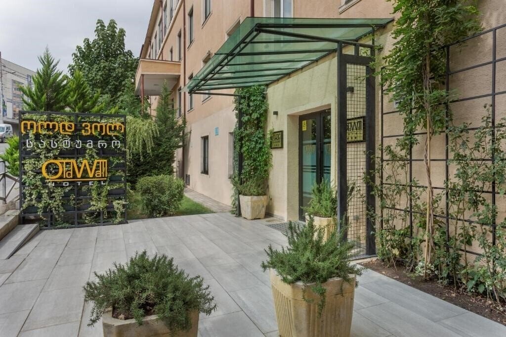 Готель Old Wall Hotel 3*