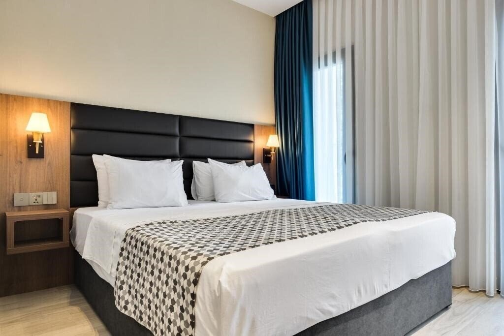 Територія Eleven Inn Tbilisi 3*