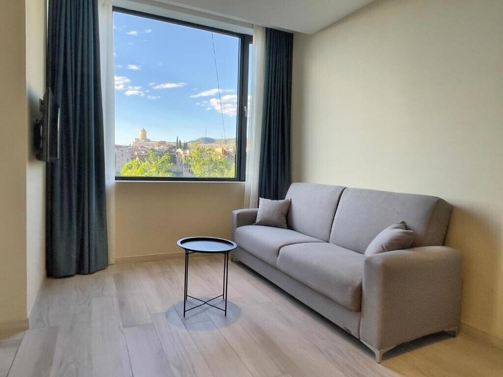 Панорама Eleven Inn Tbilisi 3*