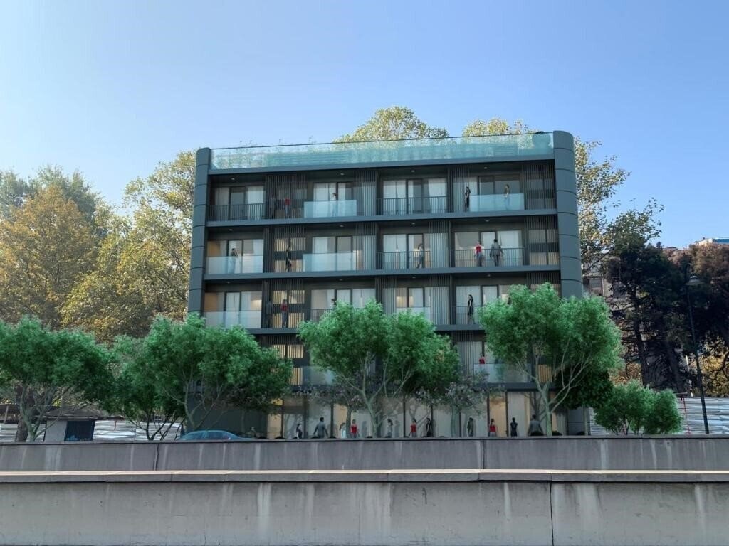 Готель Carousel Hotel 4*