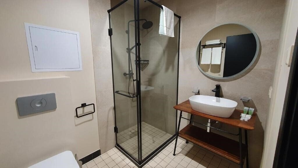 Апартаменти Carousel Hotel 4*