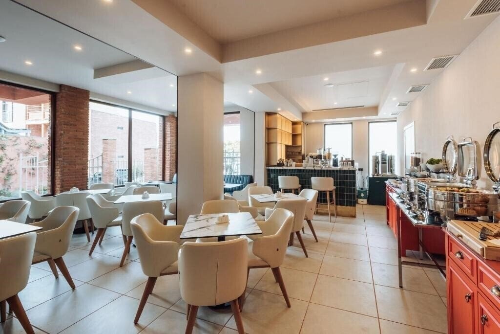 Територія King Tamar Hotel 4*