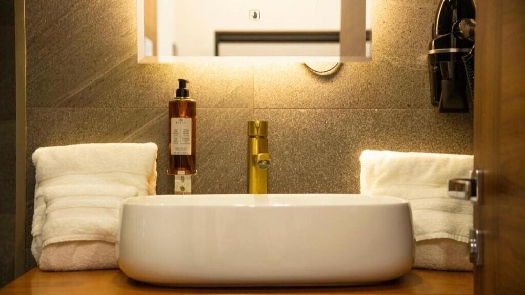 Апартаменти Townhouse Tbilisi Boutique Hotel 4*