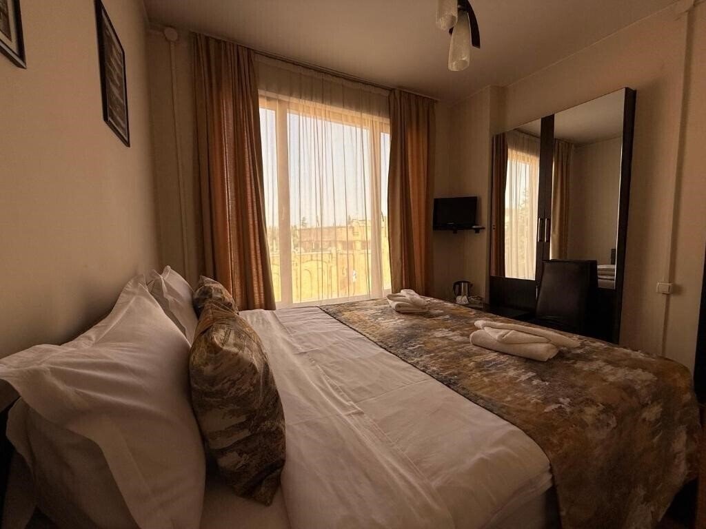 Территория Liva Hotel 3*