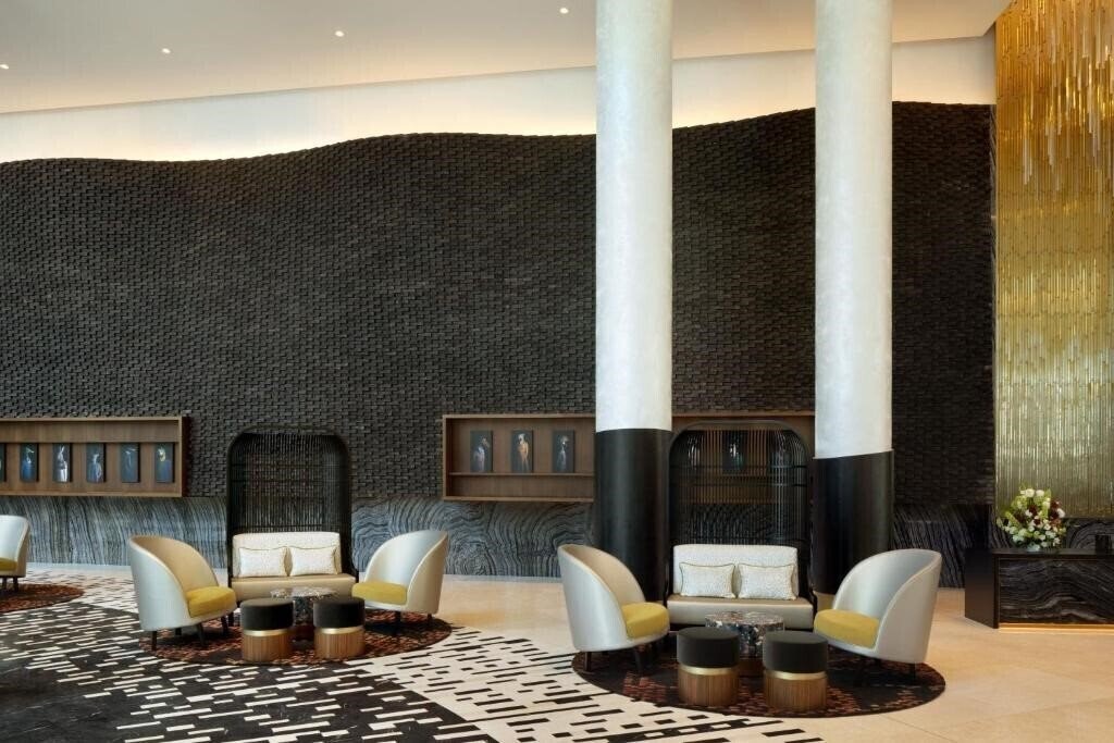 Панорама Paragraph Freedom Square 5*