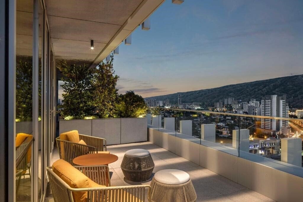 Зображення Hilton Garden Inn Tbilisi Riverview 4*