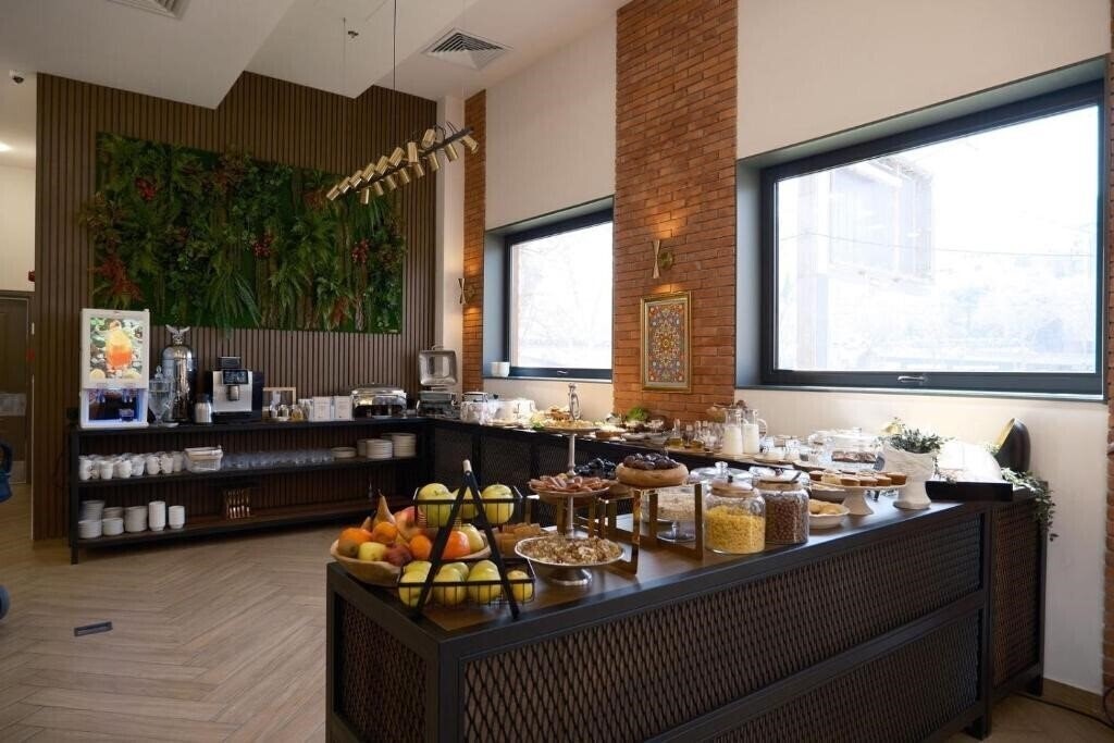 Панорама Hotel Monday By Dnt Group 4*