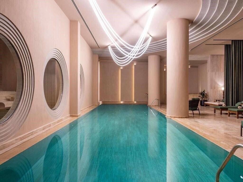 Готель Swissotel Tbilisi 5*
