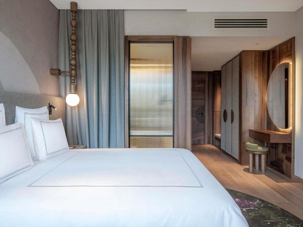 Територія Swissotel Tbilisi 5*