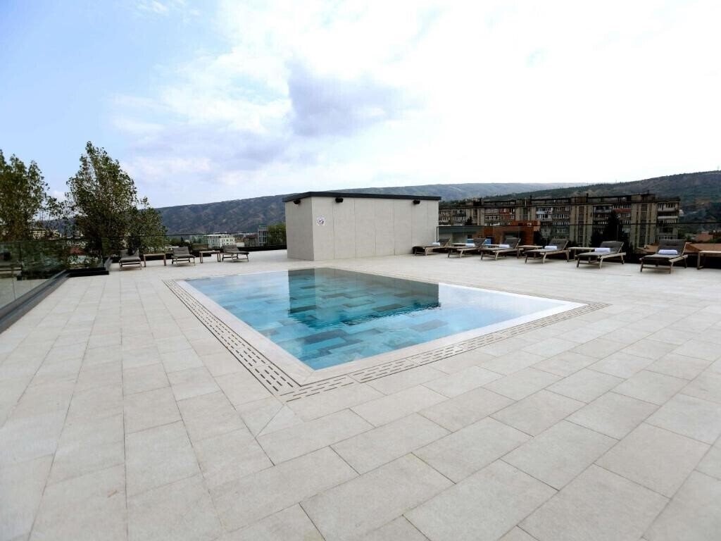 Фотография Novotel Tbilisi 4*