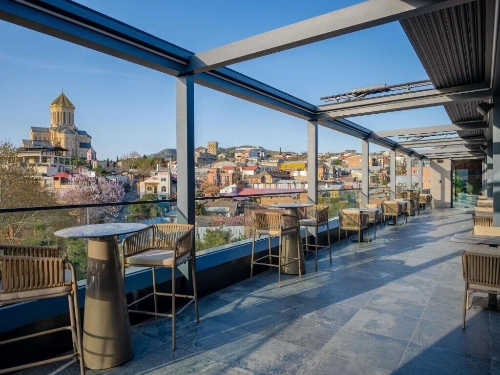 Вид Novotel Tbilisi 4*