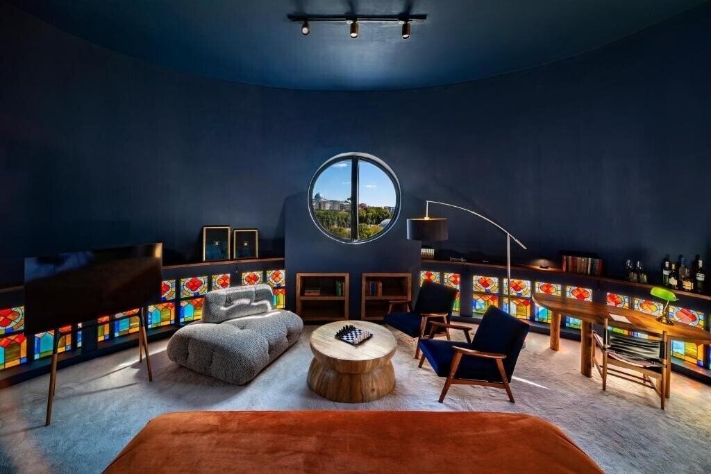 Територія Zorba&Bond Hotel On The 8th 4*