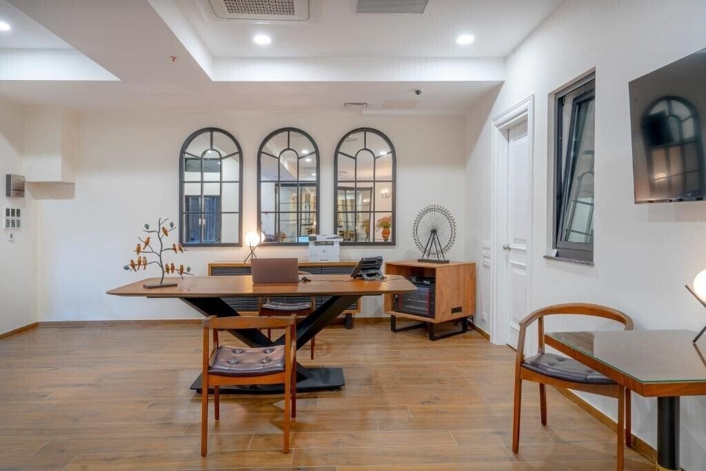 Картинка Iris Hotel 4*