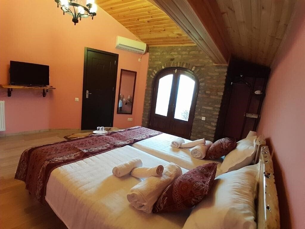 Територія Chateau Fort De Manavi 4*
