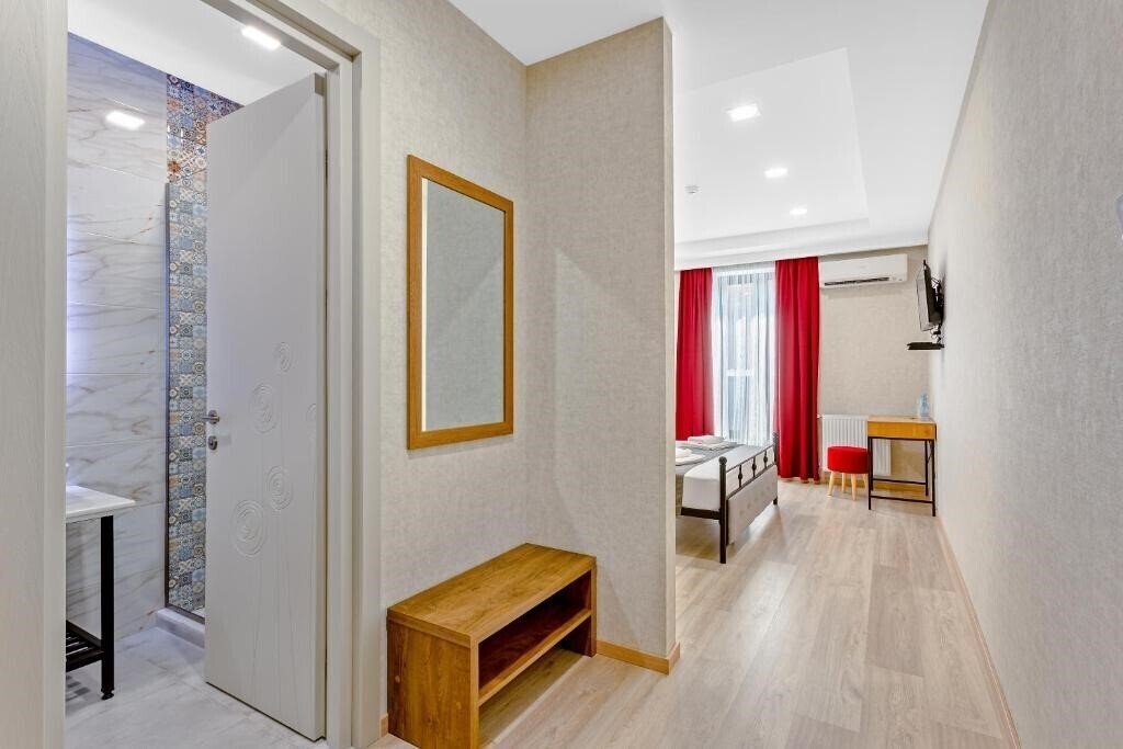 Фотография Monument 1880 4*