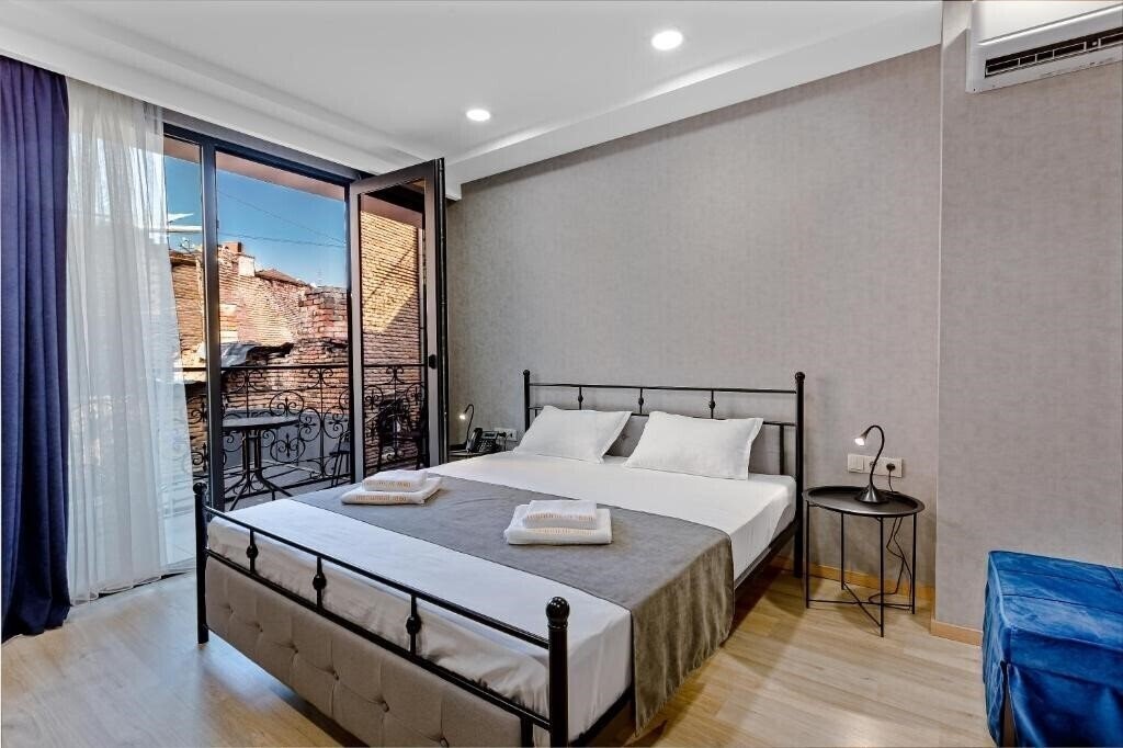 Вид Monument 1880 4*