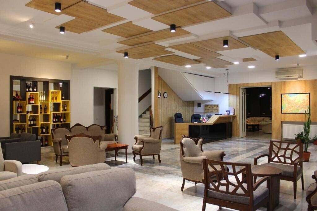 Отель Alliance 3*