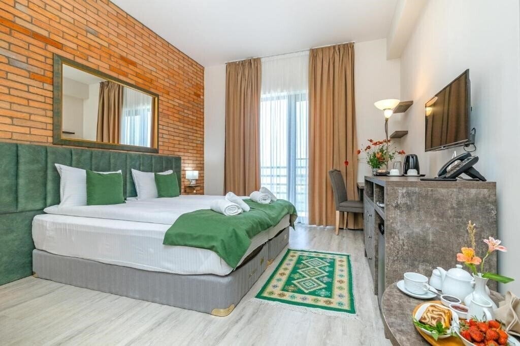 Готель Chateau Mosmieri Hotel & Winery 3*