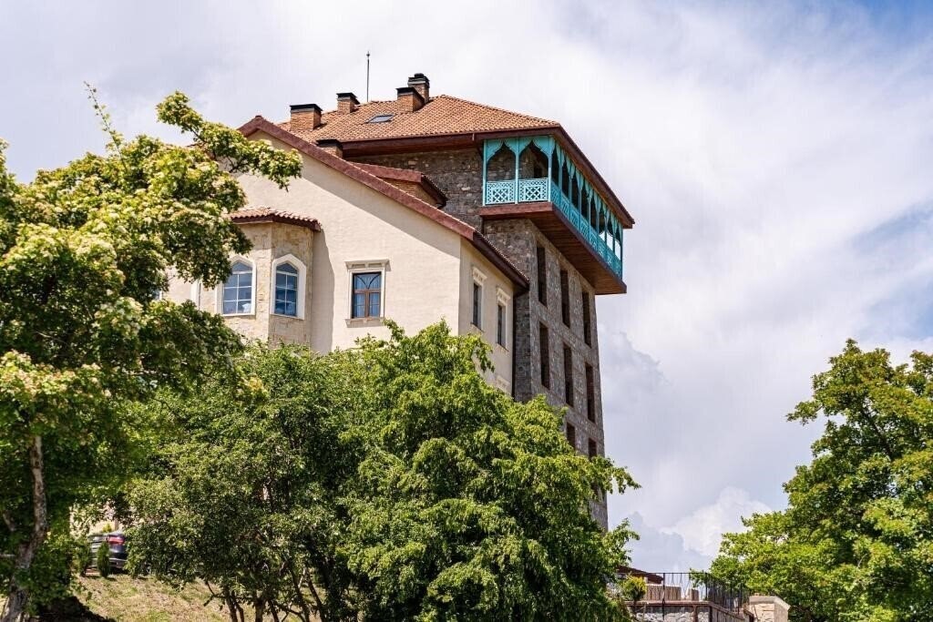 Апартаменти Agarani Estate 5*