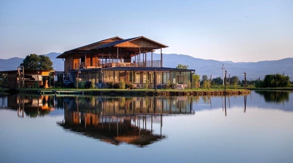Вид Moretoni Lake Resort 4*