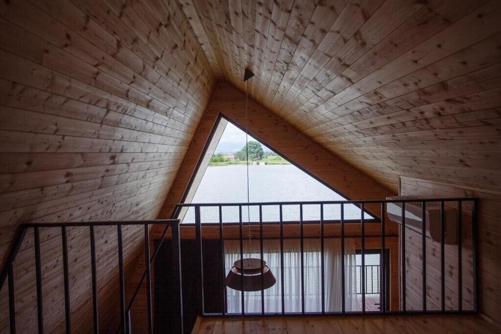 Апартаменты Moretoni Lake Resort 4*