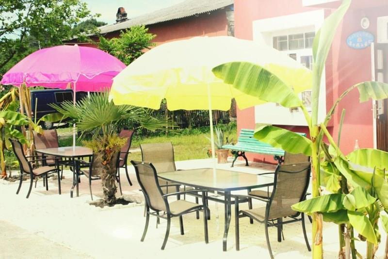 Апартаменти Мираж 2*