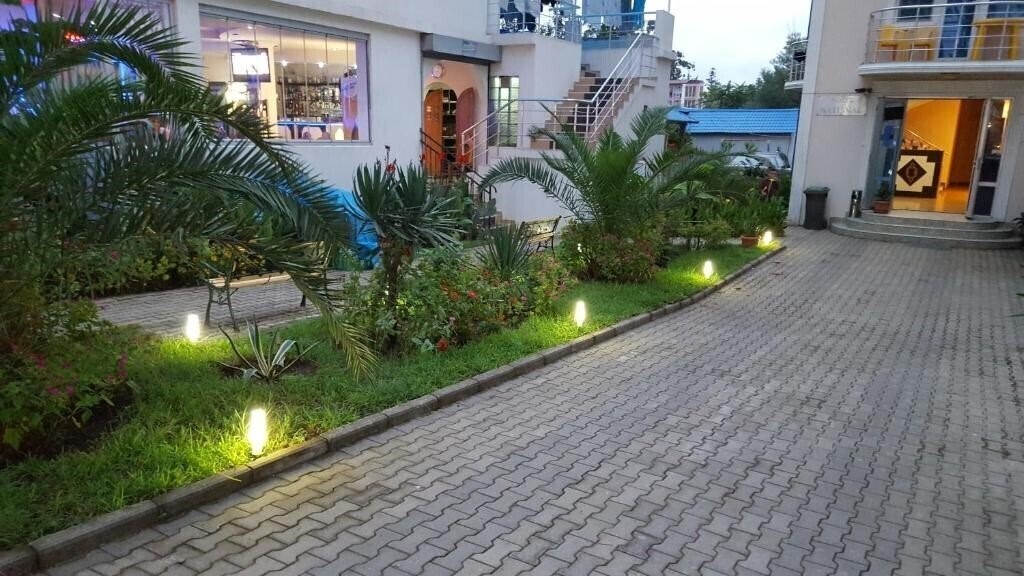 Територія National Ureki 3*