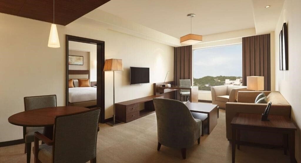 Вид Doubletree By Hilton Agra 4*