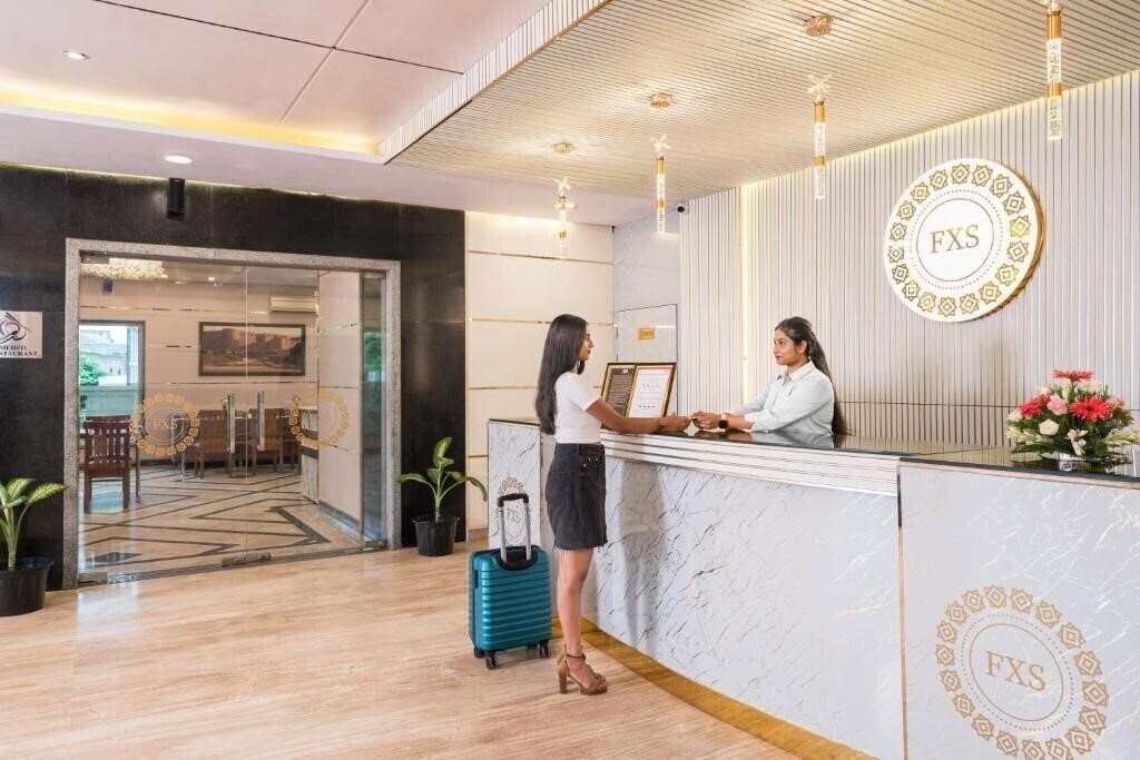 Апартаменти Sun Hotel Agra 2*