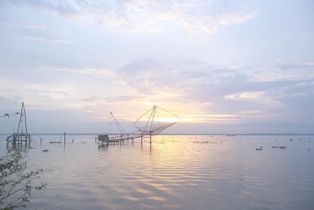 Вид Deshadan Back Water Muhamma 4*