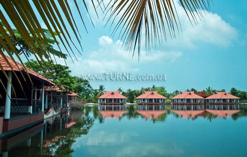 Панорама Lake Palace Resort 3*