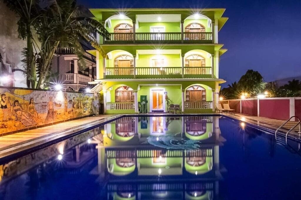 Готель Larios Beach Holidays Resort 3*