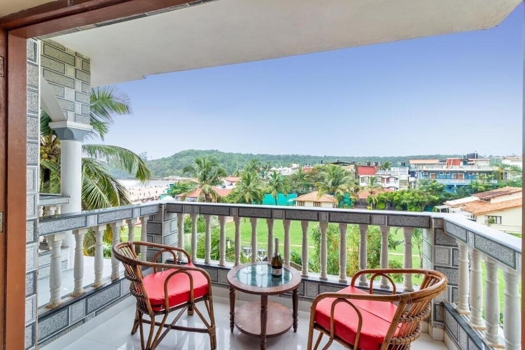 Фотографія Larios Beach Holidays Resort 3*