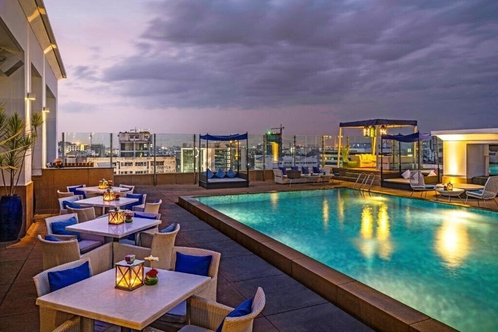 Территория The Park Chennai 5*