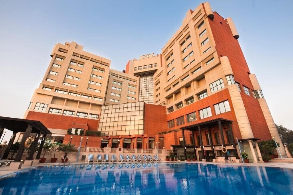 Готель The Suryaa New Delhi (Crowne Plaza) 5*