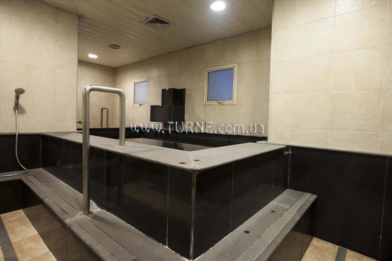 Апартаменти Avalon Courtyard Residences 4*