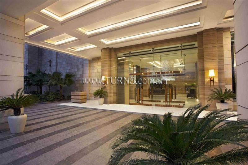 Апартаменти Crowne Plaza, Mayur Vihar 5*