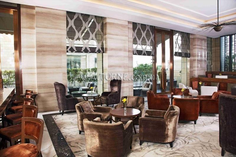 Територія Crowne Plaza, Mayur Vihar 5*