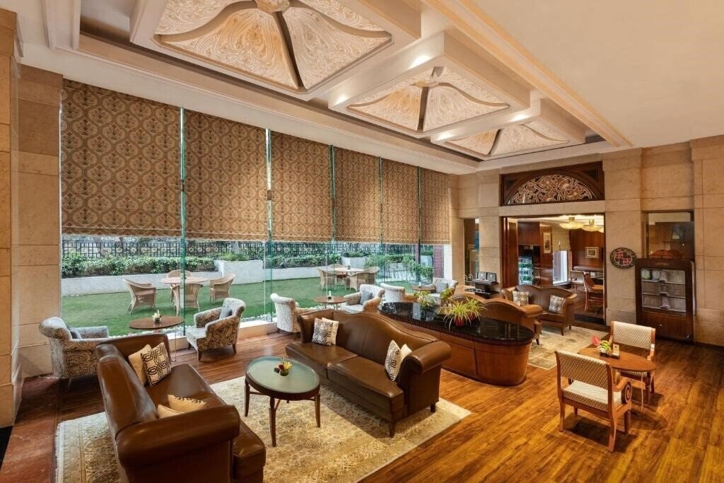 Готель Sheraton New Delhi Hotel 5*