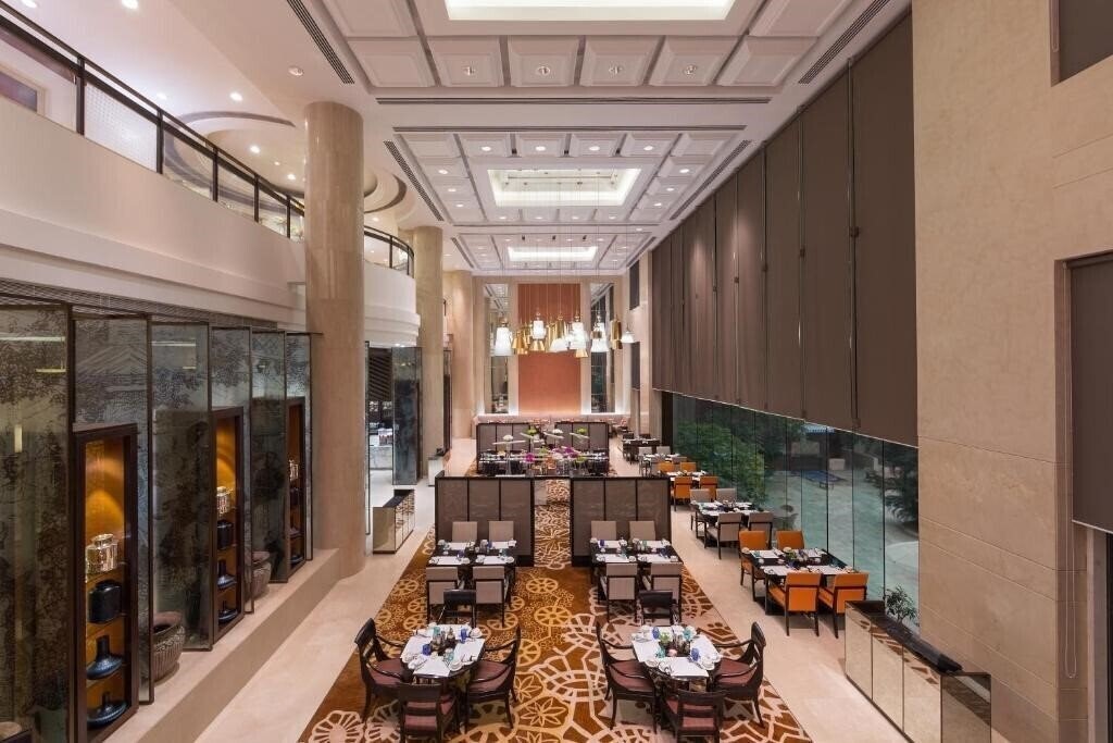 Панорама Sheraton New Delhi Hotel 5*