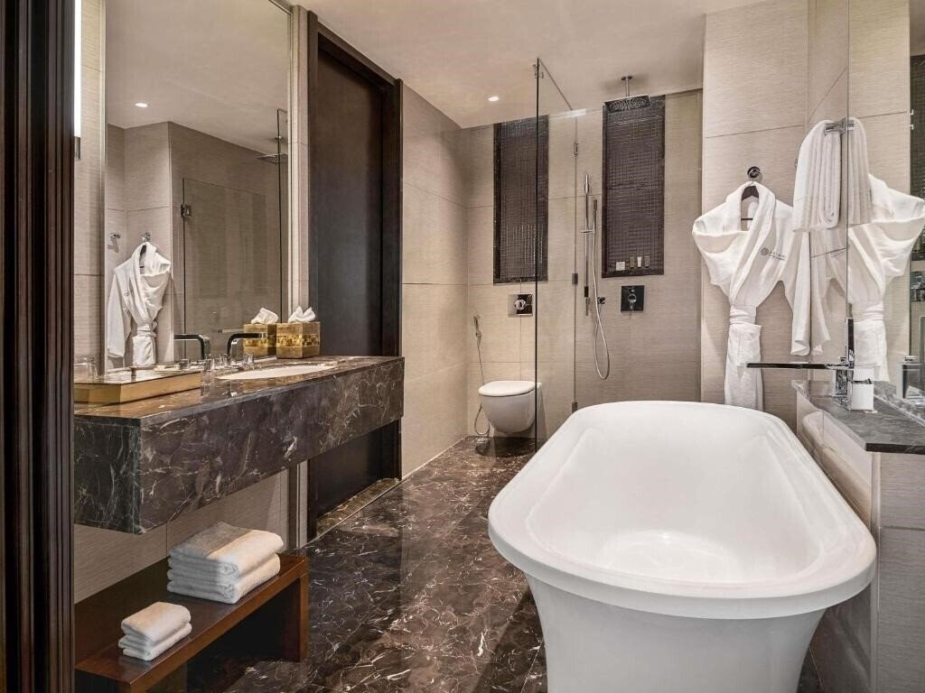 Фото Hotel Pullman New Delhi Aerocity 4*