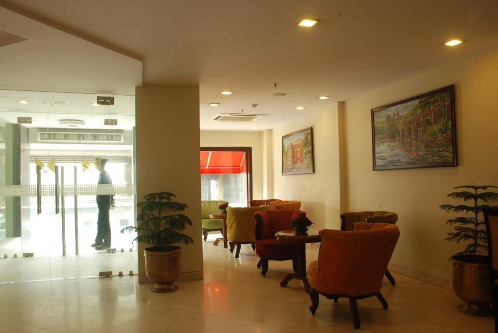 Фото Hotel Classic Diplomat 3*