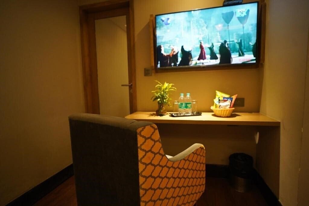 Территория The Corus 3*