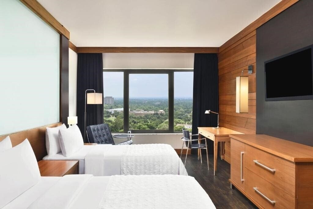 Вид Le Meridien 5*