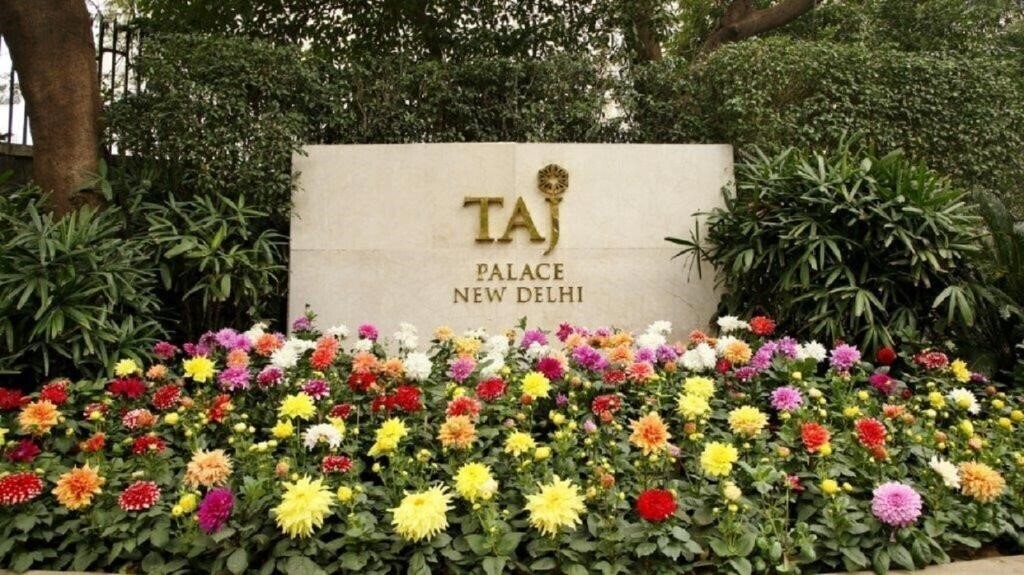 Апартаменти Taj Palace 5*
