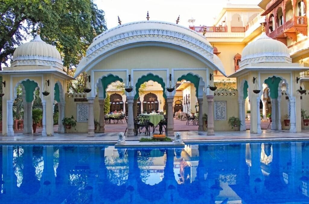 Вид Alsisar Haveli 4*