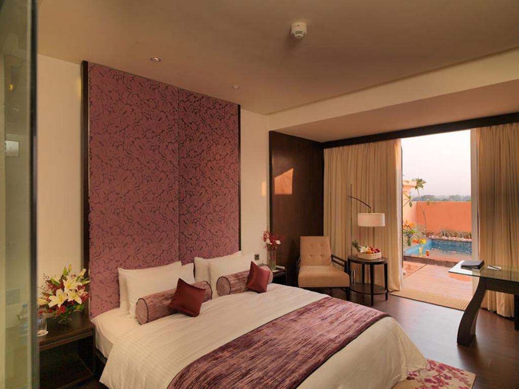 Фото Royal Orchid Central Jaipur 4*