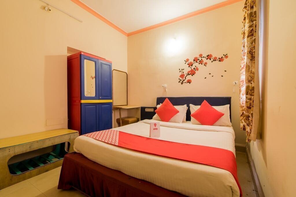 Територія Hotel Manvin's Inn Calangute 2*